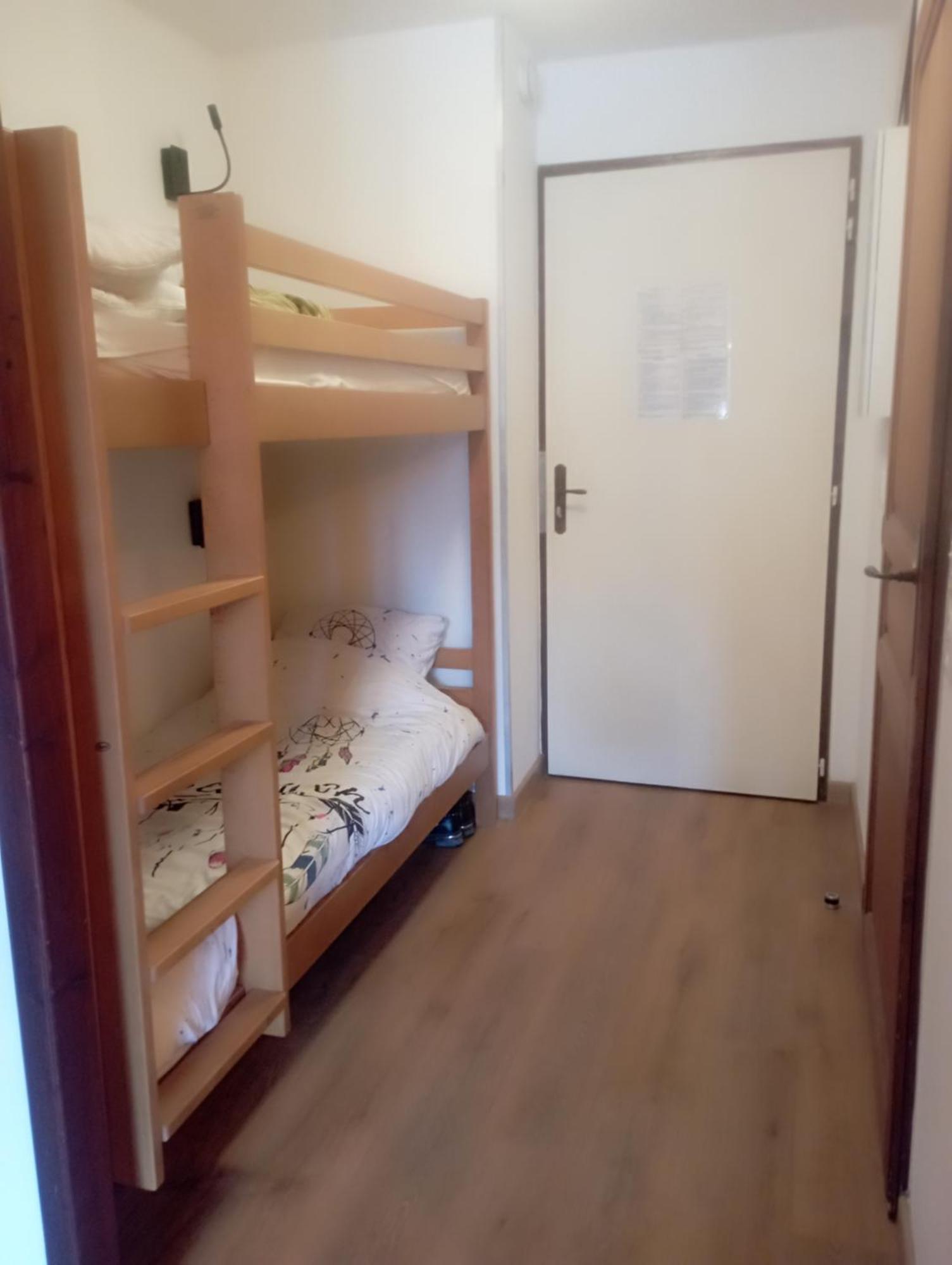 Grand Studio Tout Confort Pour 4 Personnes Brides-les-Bains Exterior photo